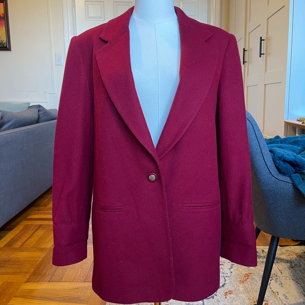 Vintage blazer with shoulder pads